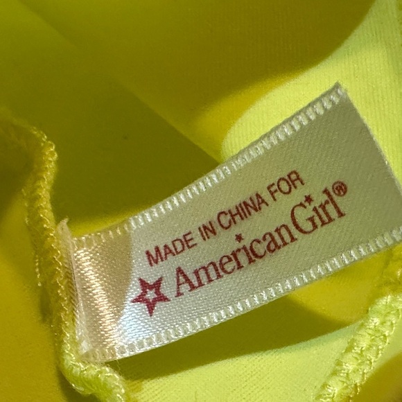 American Girl Doll 18” Workout or Summer Outfit with Sandals and Sports Bottle - Picture 11 of 12